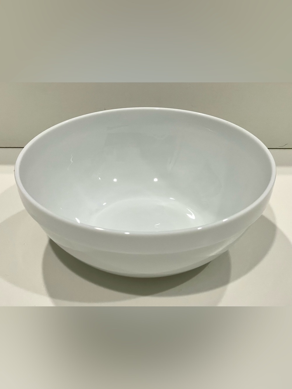 EUC Williams Sonoma Plain White Porcelain Salad Serving Bowl